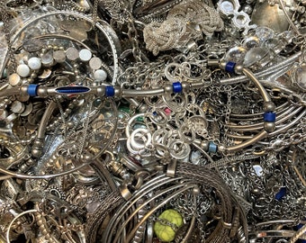 10% code** 1+ lb silver tone jewelry mixed lot | WEARABLE | Grab Bag | Costume | Crafters | Crafting | Resell | Vintage to Modern