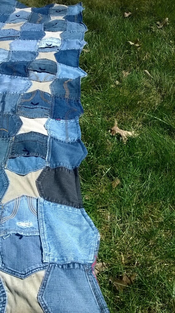 Blue Jeans Pockets Quilt Custom Queen Size Quilt Upcycled Etsy blue jeans pockets quilt custom queen size quilt upcycled denim quilt denim bedding jeans pockets blanket