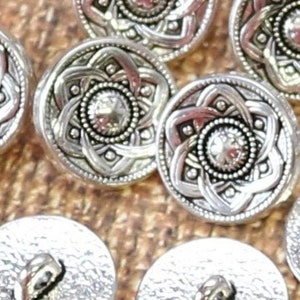 20 Star / Navajo Style  Silver Tone Metal Shank Sewing Button / Bracelet Clasp, Round 1/2 inch