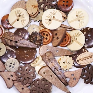 100 count Sewing or Craft Buttons, Wood / Coconut mix, 3\8 to 1 1/2 Inch Size