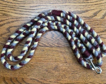 Dog Clip Lead made of 100% Icelandic Wool. 6 foot Leash for Agility Barn Hunt Lure Coursing.