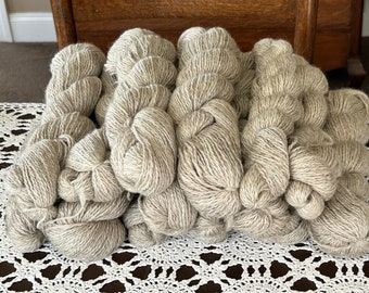Icelandic Sport Weight Taupe Yarn. 100-110 grms (3.5-3.9oz) 14 wpi, approx. 240 yards. Wool from well loved sheep! Humanely Sourced