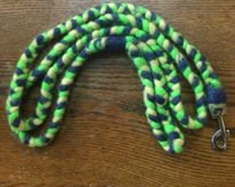 Dog Clip Lead made of 100% Icelandic Wool. 6 foot Leash for Agility Barn Hunt Lure Coursing.