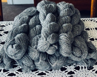 Icelandic Sport Weight Silver Gray Yarn. 100-110 grms (3.5-3.9oz) 14 wpi, approx. 240 yards. Wool from well loved sheep! Humanely Sourced