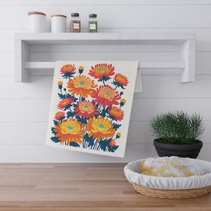 Chrysanthemum Geschirrtuch: Florales Baumwollküchendekor, 45x76 cm