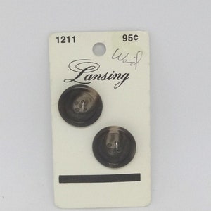 2er Set, 1970er Jahre Lansing Buttons in Variegated Brown auf Original Karte, Sew Thru, Größe 13/16 Inch, 4 Löcher, Vintage Nähbegriffe, Verschlüsse
