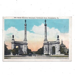 Pocztówka z 1933 r. przedstawiająca pomnik Smitha w Fairmount Park w Filadelfii w Pensylwanii, wysłana ze znaczkiem o wartości 1 centa i wiadomością,