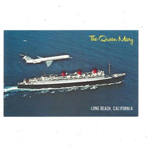 Postal del RMS Queen Mary, Long Beach, California y Douglas DC-9 saludando al barco, sin publicar, foto de Ken McVey, recuerdo