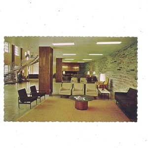 Cartão postal do lobby do Pritchell Hall dos anos 1970, Ridgecrest Baptist Conference Center, Carolina do Norte, não postado, foto de E L Dupuy