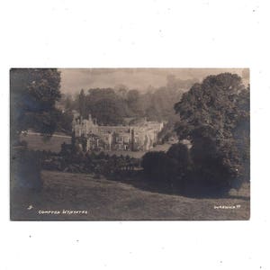 Cartão postal antigo de 1900 de Compton Wynyates Homes, Cambria, foto em preto e branco, Warwickshire, Inglaterra, UNPOSTED, viagem
