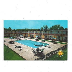 Jaren 1970 Quality Inn South Postcard, Chattanooga, Tennessee, Unposted, East Ridge Exit I-75, Upcycled Vintage