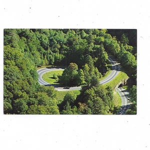 1962 Postal de The Loop-Over en Newfound Gap, US 441, Unposted, Great Smoky Mountains National Park, Near Chimney Tops, Travel Souvenir