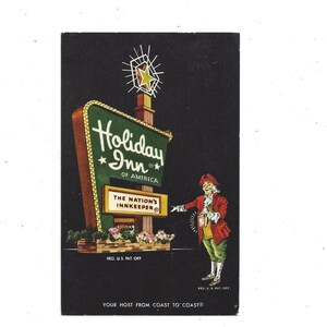 Pocztówka z 1967 r. przedstawiająca Holiday Inn w Las Vegas w stanie Nevada, wysłana ze znaczkiem 5 centów, z ręcznie napisaną wiadomością, pamiątka z podróży