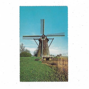 Carte postale hollandaise de moulin à vent des Pays-Bas, des années 1950, bord en dents de scie tachée, cadeau souvenir de voyage, joli paysage, Hollandse Molen, upcycle