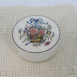 Villeroy and Boch Floralies No. 4 Vitro Porcelain Trinket Box, 3 1/8 Inches Diameter, Luxembourg, Beautiful in Blue & Pink, Jewelry Box