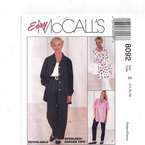 Puede incluir: Patrón de costura para una camisa y pantalones. El patrón es para las tallas 14, 16 y 18. El patrón se llama "Easy McCall's" y el número de patrón es 8092. El patrón es para un diseño "petite-able". El patrón incluye instrucciones para sobrehilado y remallado.