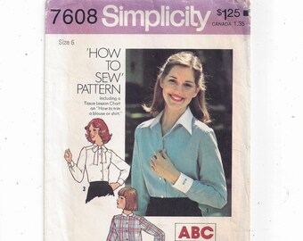 Einfachheit 7608 Schnittmuster für Misses Blusen & Hemden mit Transferstickerei, Grösse 66, 1976, gefaltet, ungeschnitten, How to Sew