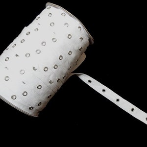 3/4 Inch WHITE Eyelet Grommet Twill Tape, 1.5 Inch Spaced Nickel Eyes, 3/16 In. Inside Eyelet, BY the YARD, Lace-Up Garment, Steampunk, Home