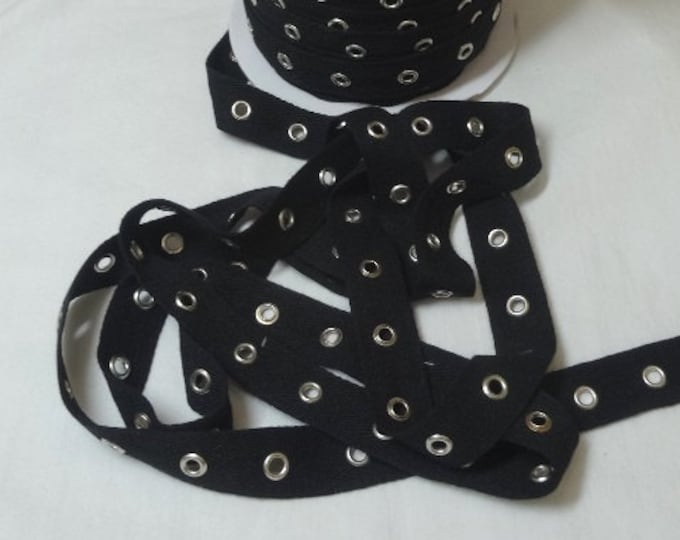 3/4 Inch Black Eyelet Grommet Twill Tape, Nickel Eyes, 3/16 In. Inside