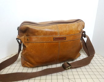 fossil woven bag