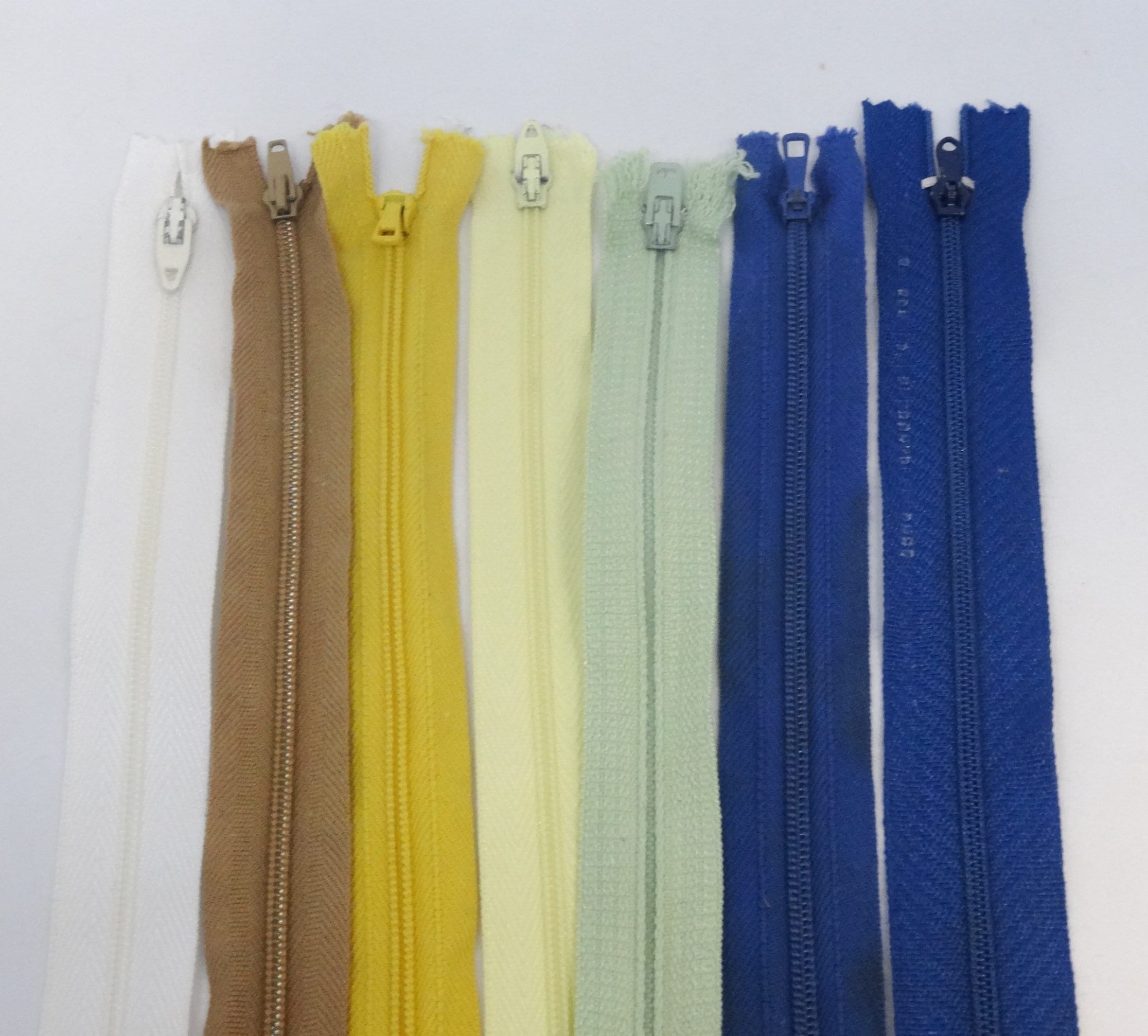 7 Inch Unpackaged Zipper, Polyester All Purpose, Neckline, Blouse ...