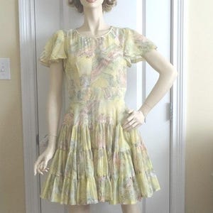 1960s or 1970s Vintage Square Dance Dress, Pale Yellow Abstract Semi-Sheer Fabric, Sz 12-14, Vintage Square Dance Costume Dress, Rockabilly