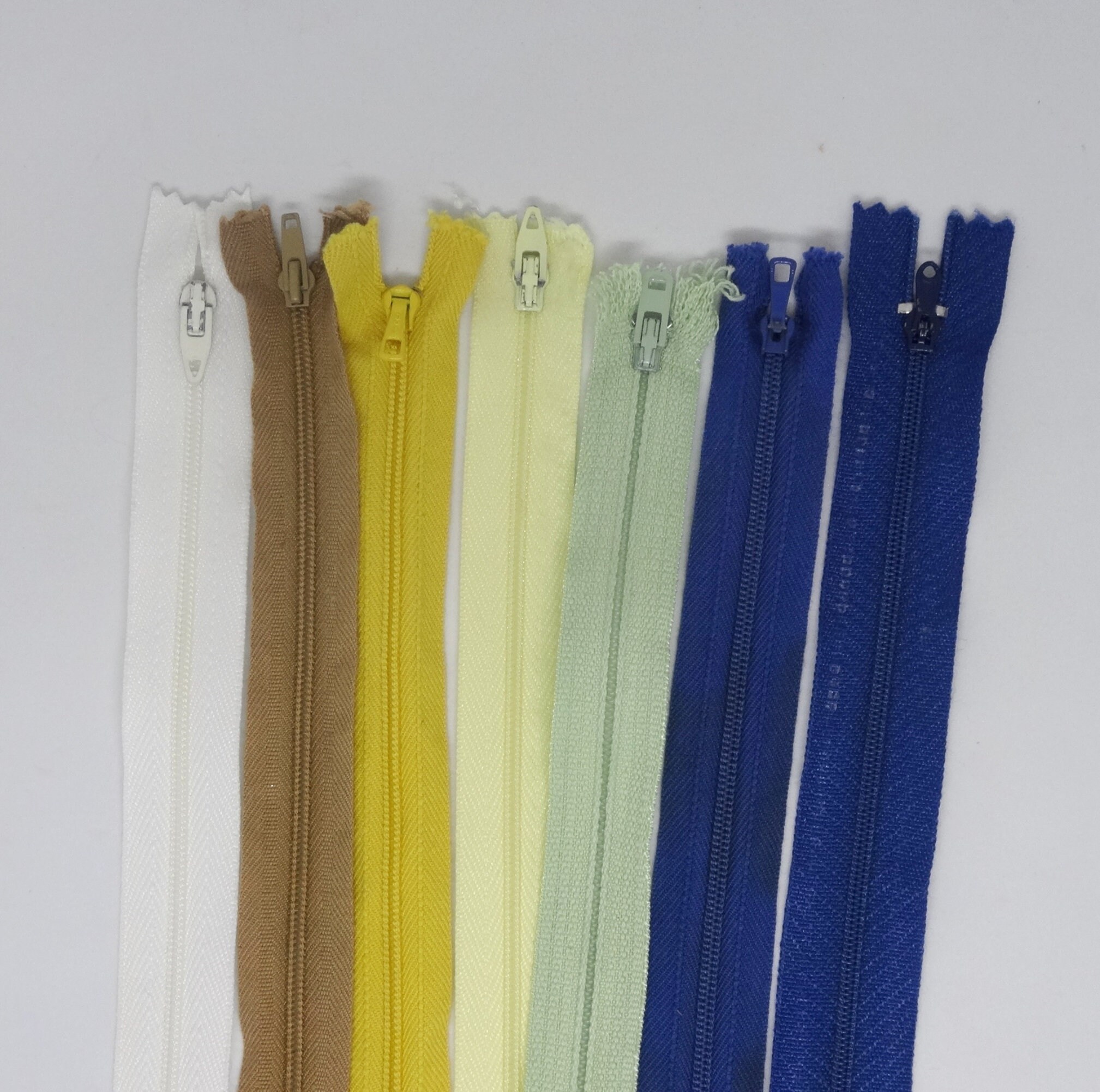 7 Inch Unpackaged Zipper, Polyester All Purpose, Neckline, Blouse ...
