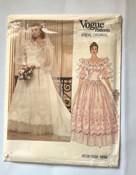 open lace back dress Paradise Publications Crochet Collector Costume Volume 56 (Princess Diana  1985 White House Dance Dress, Volume 56): Princess Diana: Amazon.com: Books