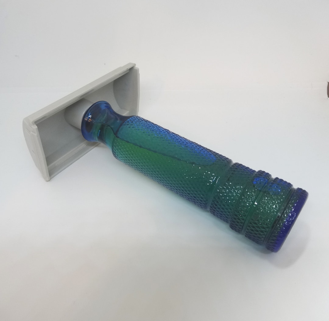 1973 AVON Super Shaver Cobalt Razor Cologne With Men's Spicy After ...