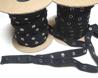 3/4 inch breed ZWART keperband, nikkelen drukknopen, 1 inch gespatieerd, 1/4 inch drukknopen, bij de VOET, jasjes, babykleding, steampunk, trimmen, naaien
