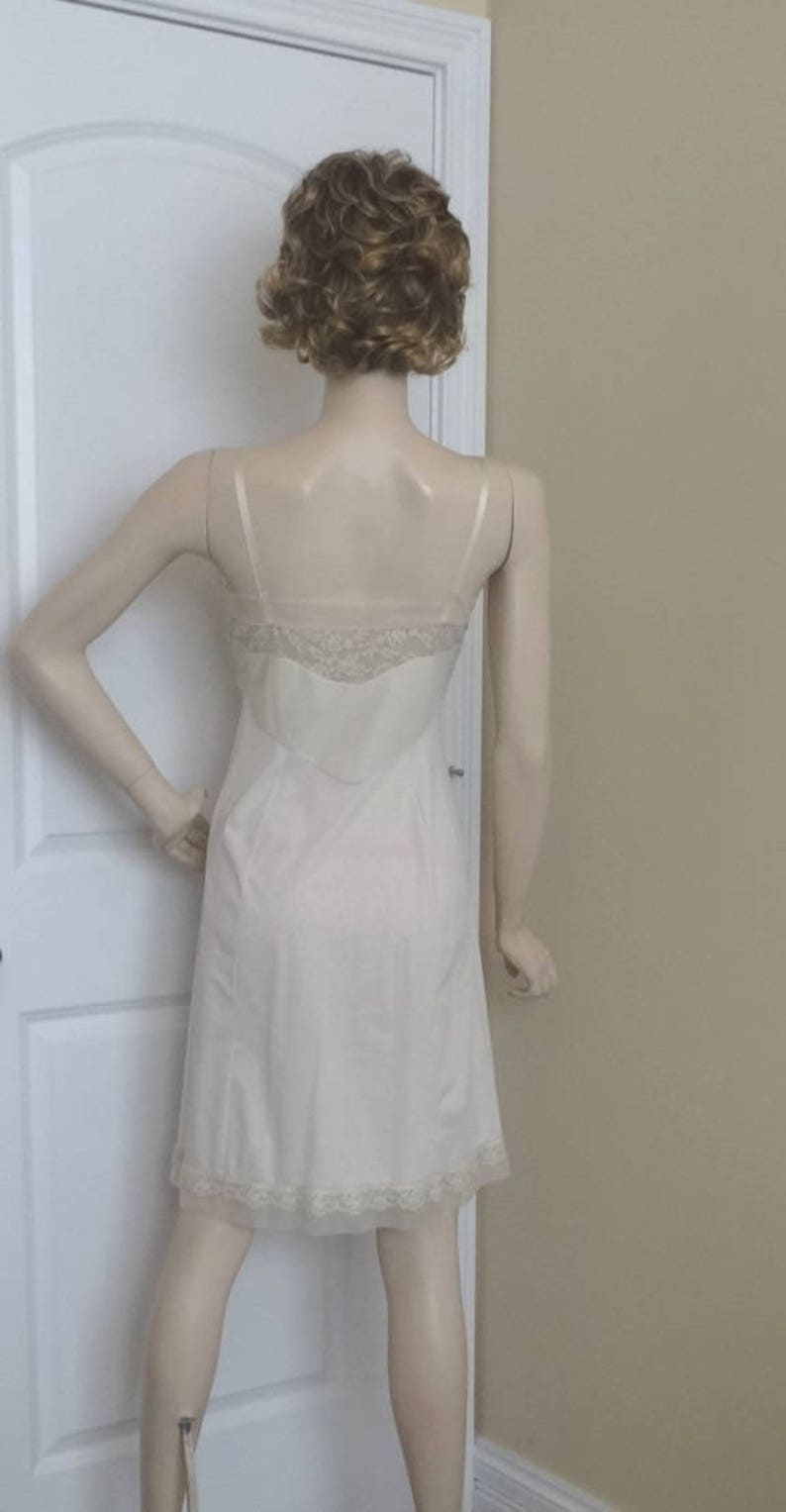 Nylon 1960s Full Slip in Beige with Lace /& Organza Trim by Van Raalte Size 32 Vintage Lingerie Clothing Whole Petticoat