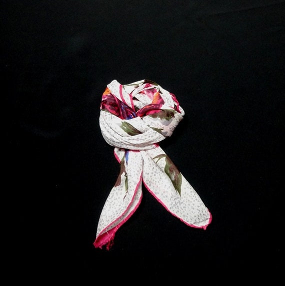 Red Tones Floral Scarf, Circa 1960s in Silk Blend… - image 5