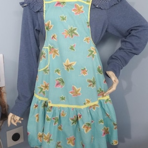 Vintage Turquoise Bib Apron with Leaf Pattern and Yellow Trim, Ties & Pocket, All Cotton, Upcycle Textiles Supply, 1950s Fabric, Hand Made