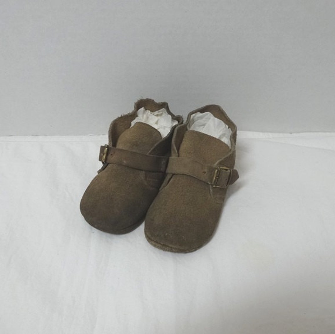 1960s Vintage Baby Deer Soft Soles Baby Shoes with