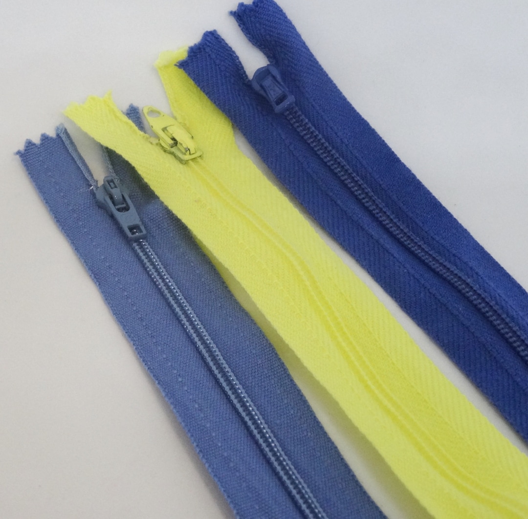 22 Inch Unpackaged Zipper, Polyester All Purpose, Coral and Dark Blue ...