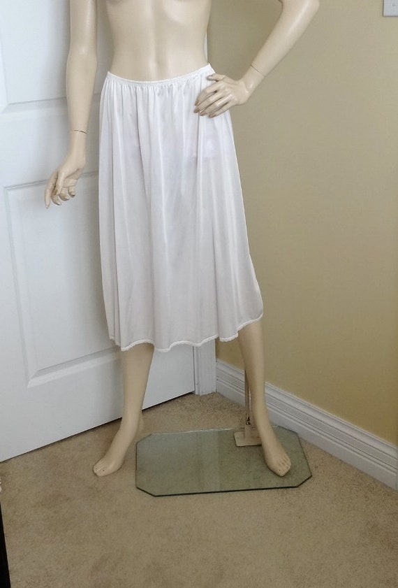 1970s Half Slip in White by Vanity Fair with Lace Trim Nylon | Etsy