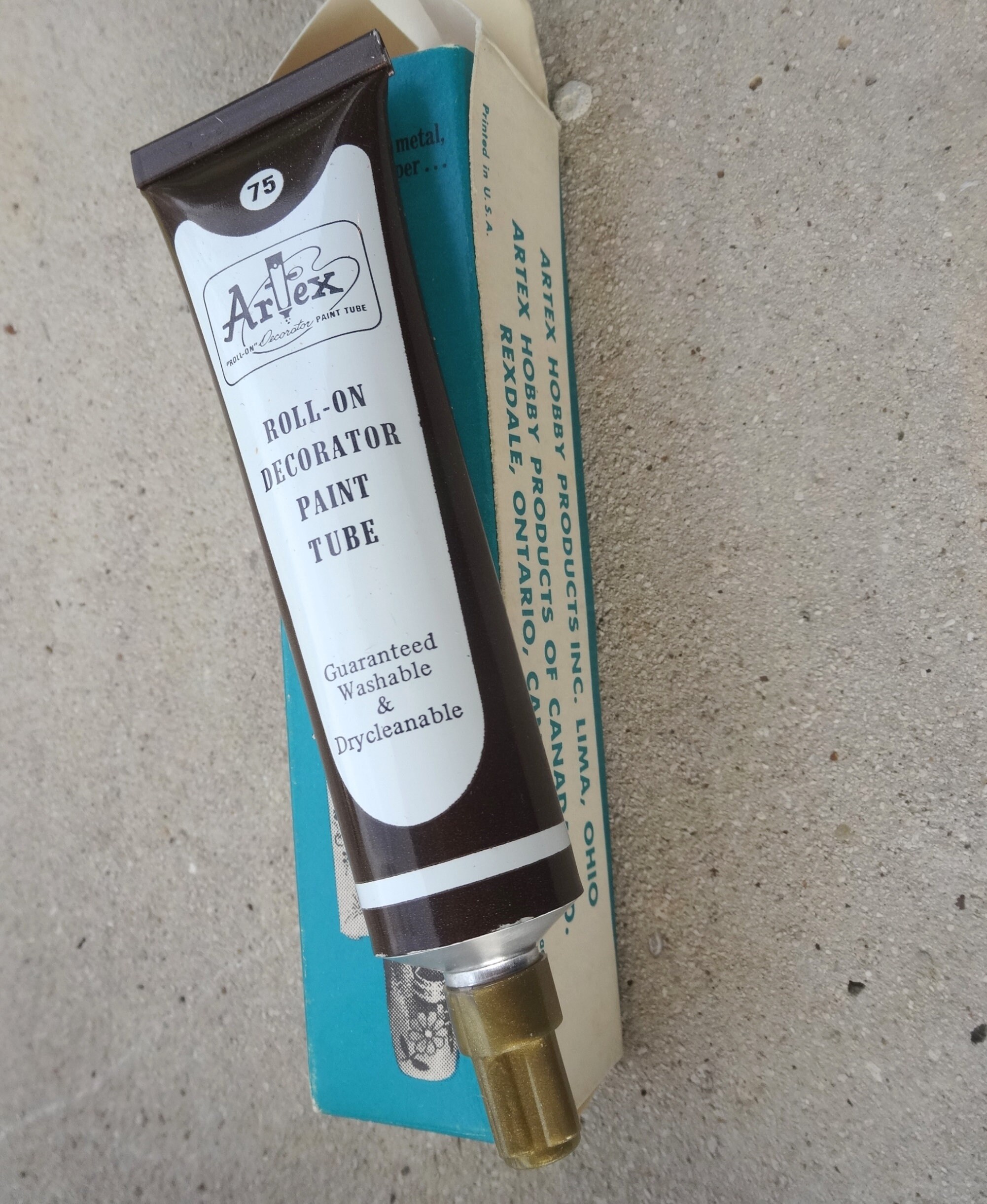 Set of 9 Artex Roll on Embroidery Paint, 6 in Original Box, 1 Oz Tubes ...