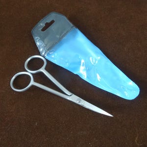 OESD Curved Tip Kai Scissors with Case, 4 Inches Long, Stainless Steel, For Embroidery, Needle Work, Crafts, Household, Cutting Tool Upcycle