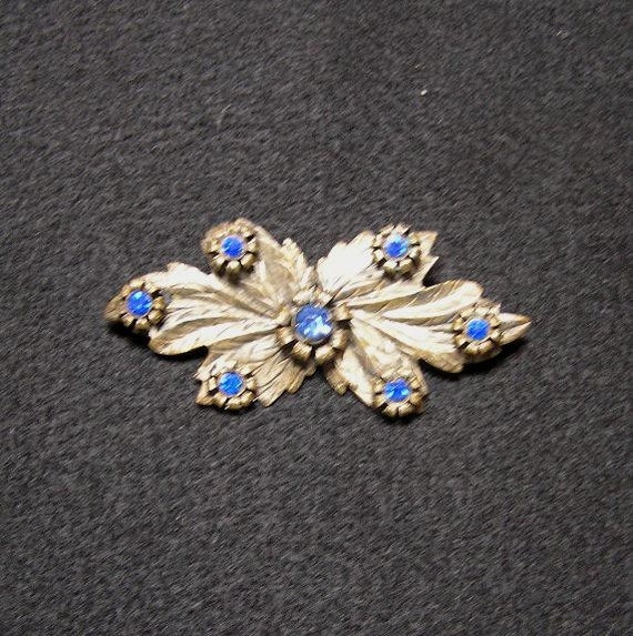 1950s Exquisite Blue Glass & Rhinestone Brooch - Etsy