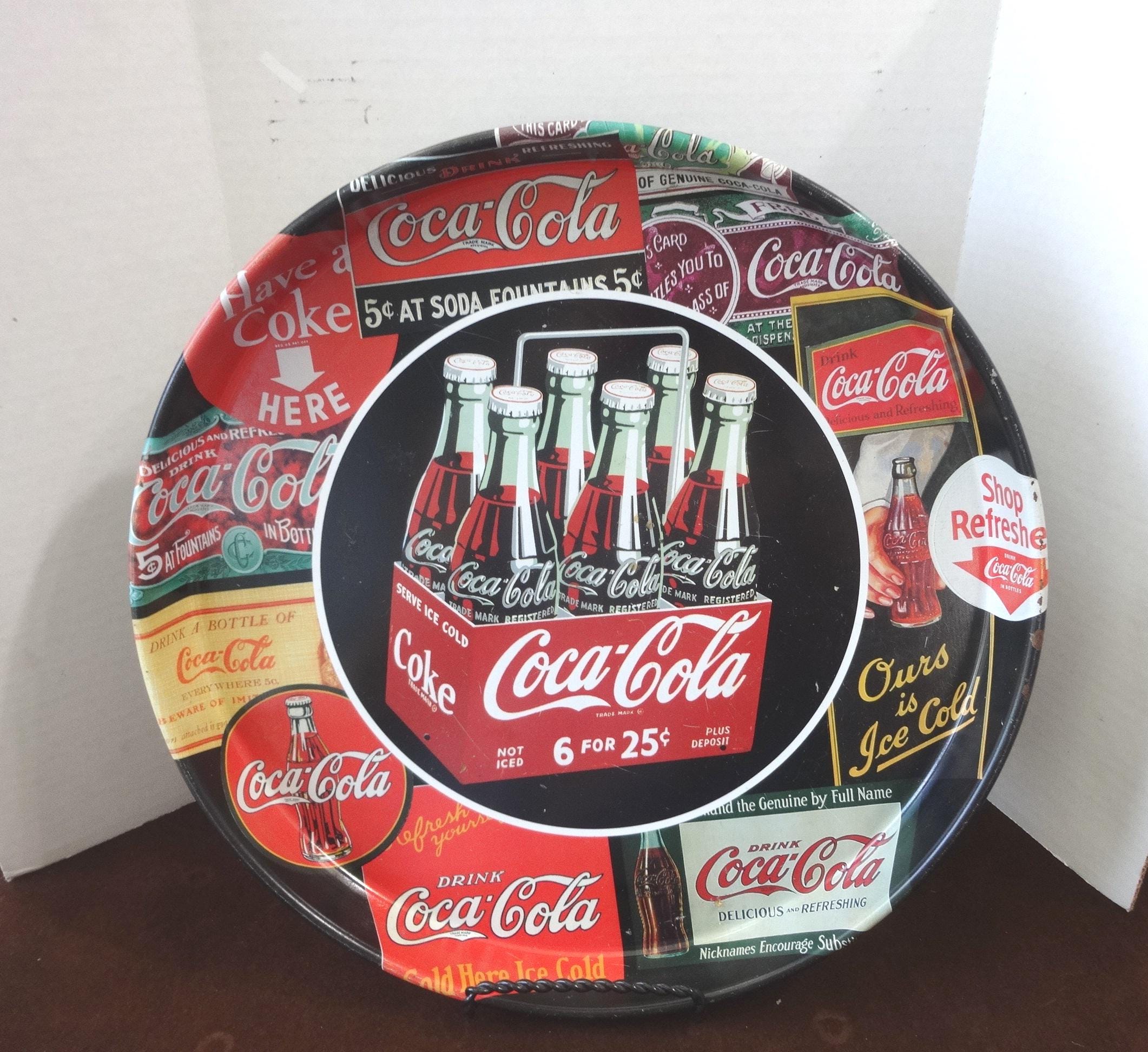 Coca-Cola ヴィンテージトレイ 1999年製 1998年製のコカコーラまたはコカコーラの金属製トレイ。1950年代の6