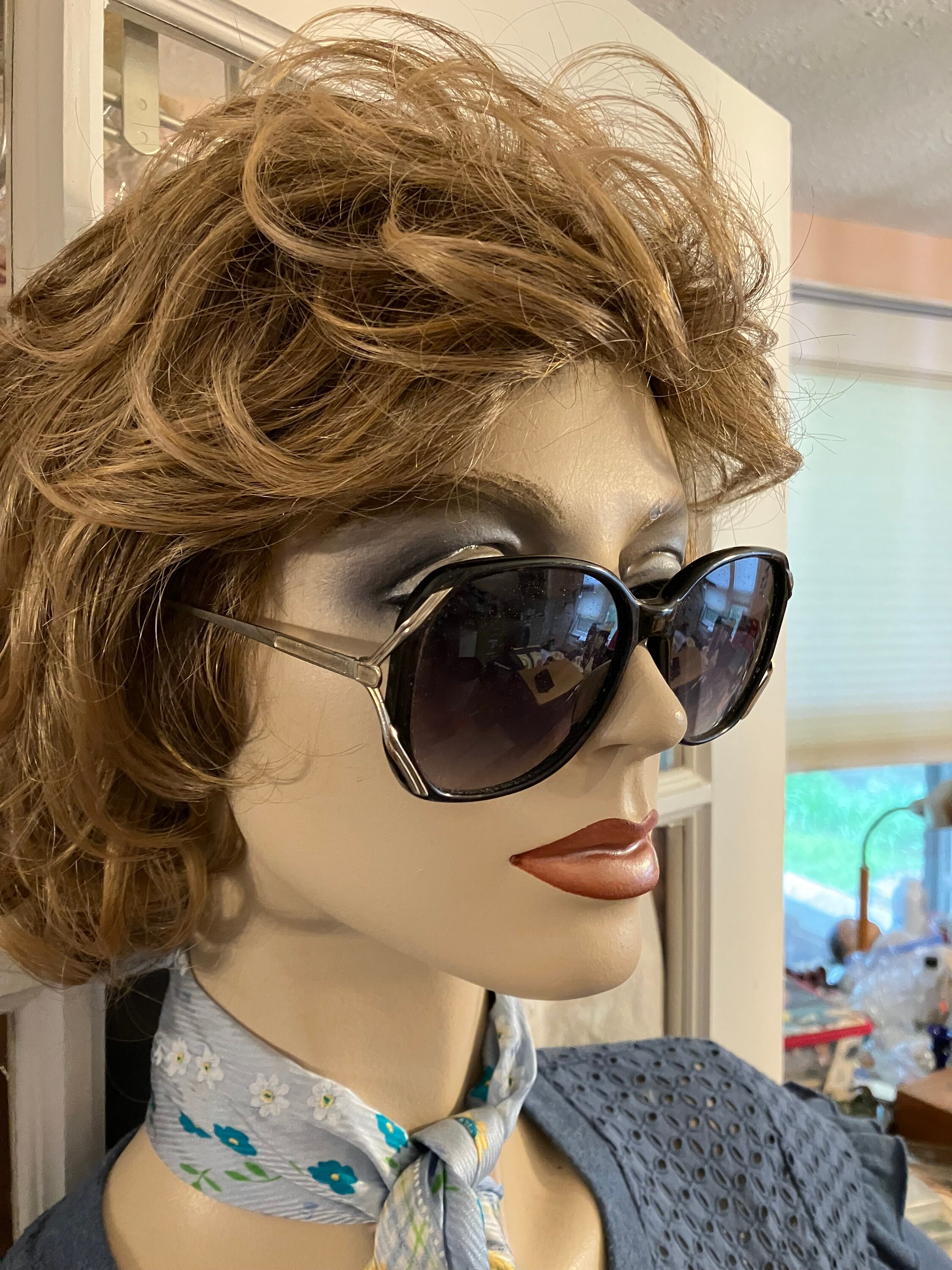 Big 80s sunglasses sale