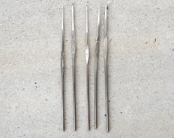 Steel Crochet Hook by Boye, L'oreal, Bates, Size 10, 5, 3, 2, 1, Vintage 1950s, Earlier Home Craft Tools, Hand Made Lace