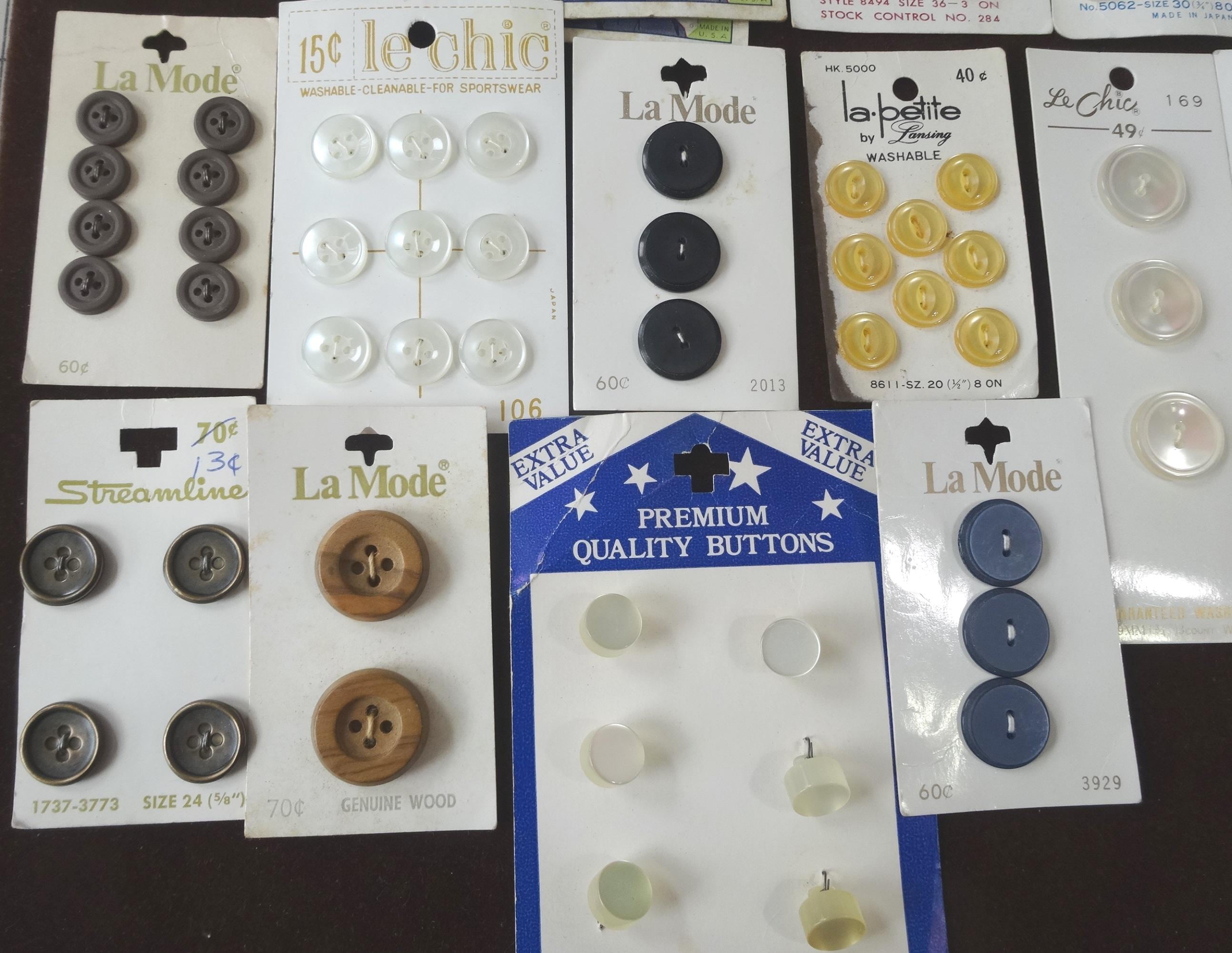 Stream Line Sewing Buttons Numbers Choice of Vintage Buttons on Original Cards, Choose From La Mode ...