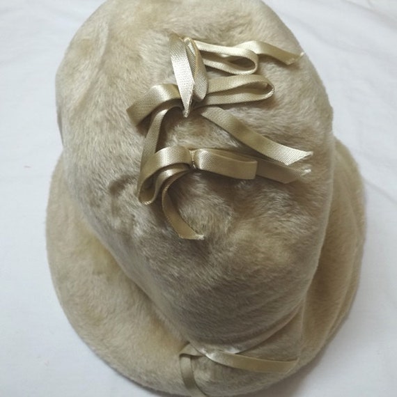 1950s Tan Felt Hat, Dajon New York, Splendide Body, Satin  display picture 3