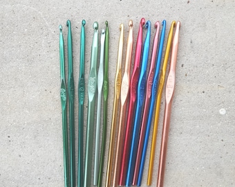 Aluminum Crochet Hook by Boye or Bates, Size F, Craft Hook, Home Hand Crafts, Upcycle Supply