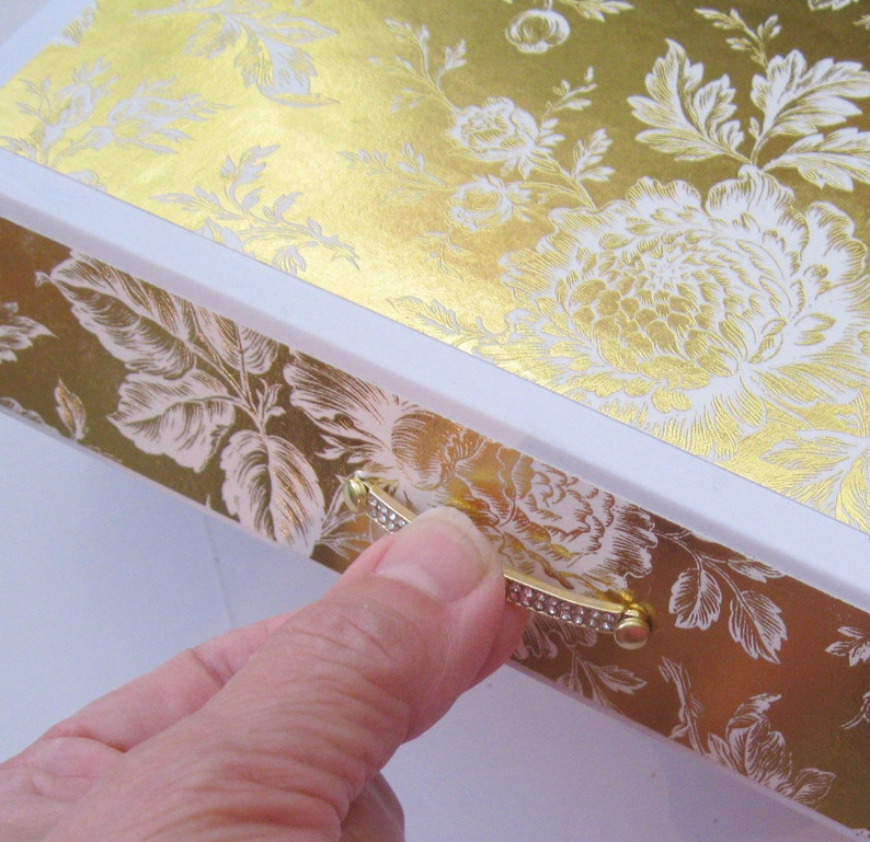 Custom box 8 x 5.25 x 1.5 Ornate light blue floral magnet close Sturdy fancy presentation white jewelry box exclusive design hand decorated
