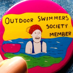 Outdoor swimmers society club member pin badge cold water swimming