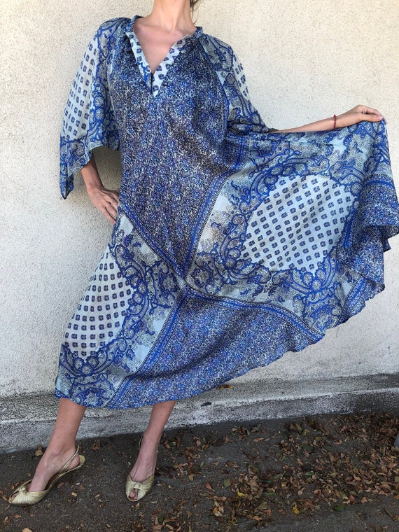Vintage 70s Floral Floaty Angel Sleeve Silk Bohemi