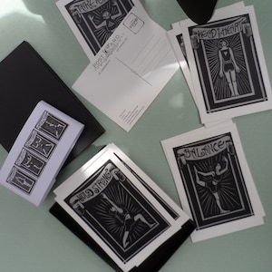 Set regalo di dodici cartoline - dalle mie stampe yoga - Testa sopra il cuore, equilibrio, occupa spazio e tieni duro