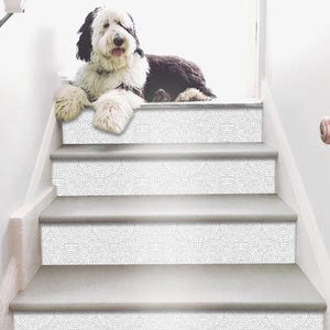 Andrea Peel & Stick Treppenstufen-Aufkleber – Extra lang 49&quot; | Wasserfester Vinylstreifen | Selbstklebend, entfernbar, DIY-Treppe | Einfach